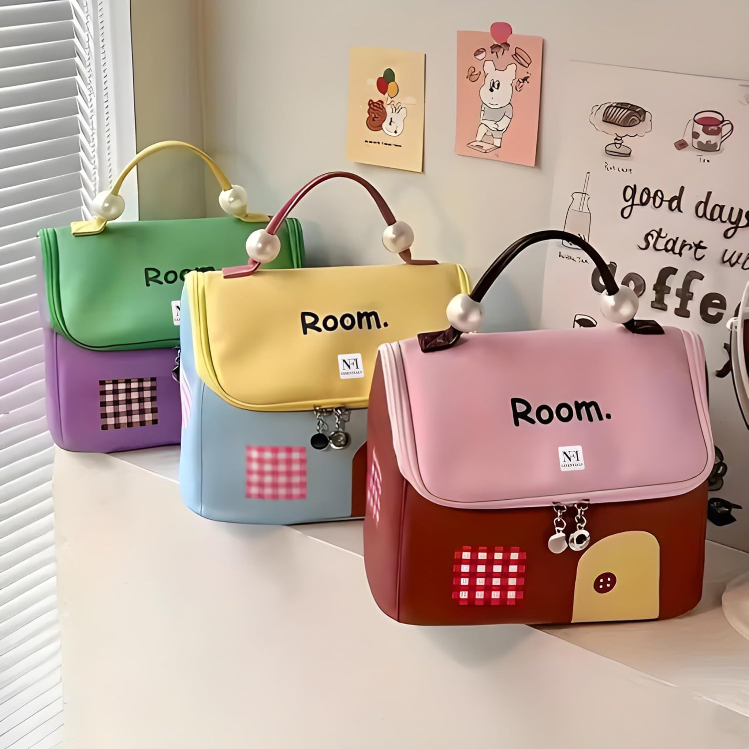 GlowHaven House-Shaped Makeup Bag