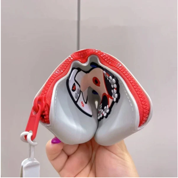 CarryFlex Silicone Sunglasses & Mini Essentials Pouch (1 Pouch Random Color)